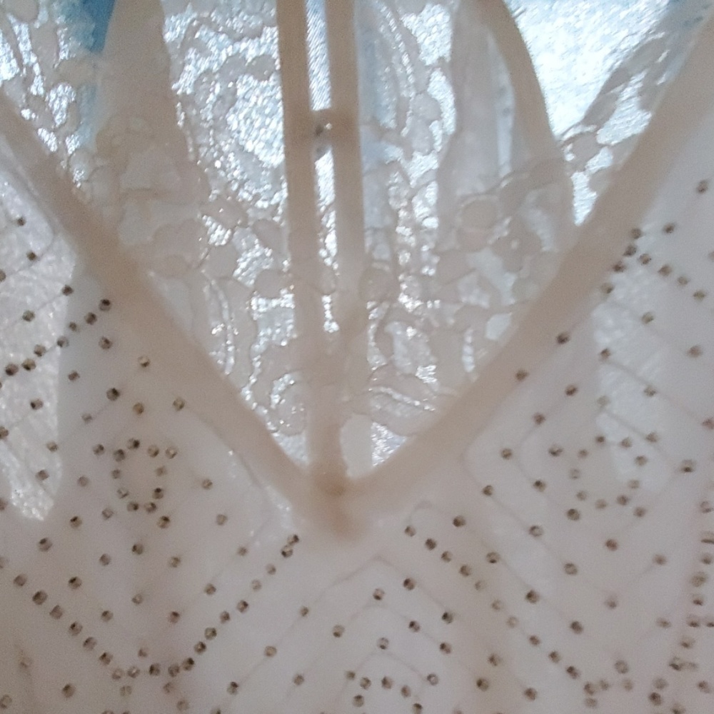 Blouse - Picture 2 of 4